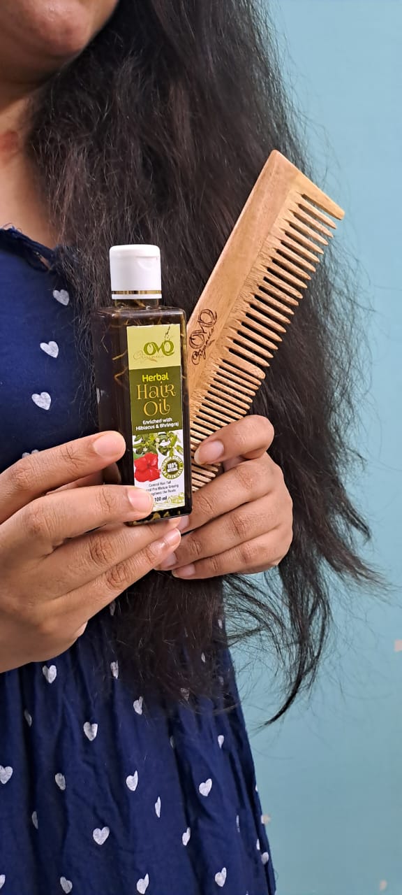 Herbal Hair Oil with Neem wood comb